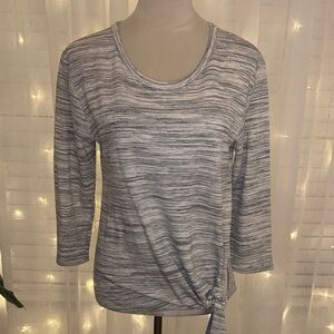 Kim & Cami Heathered Gray Long Sleeve Top